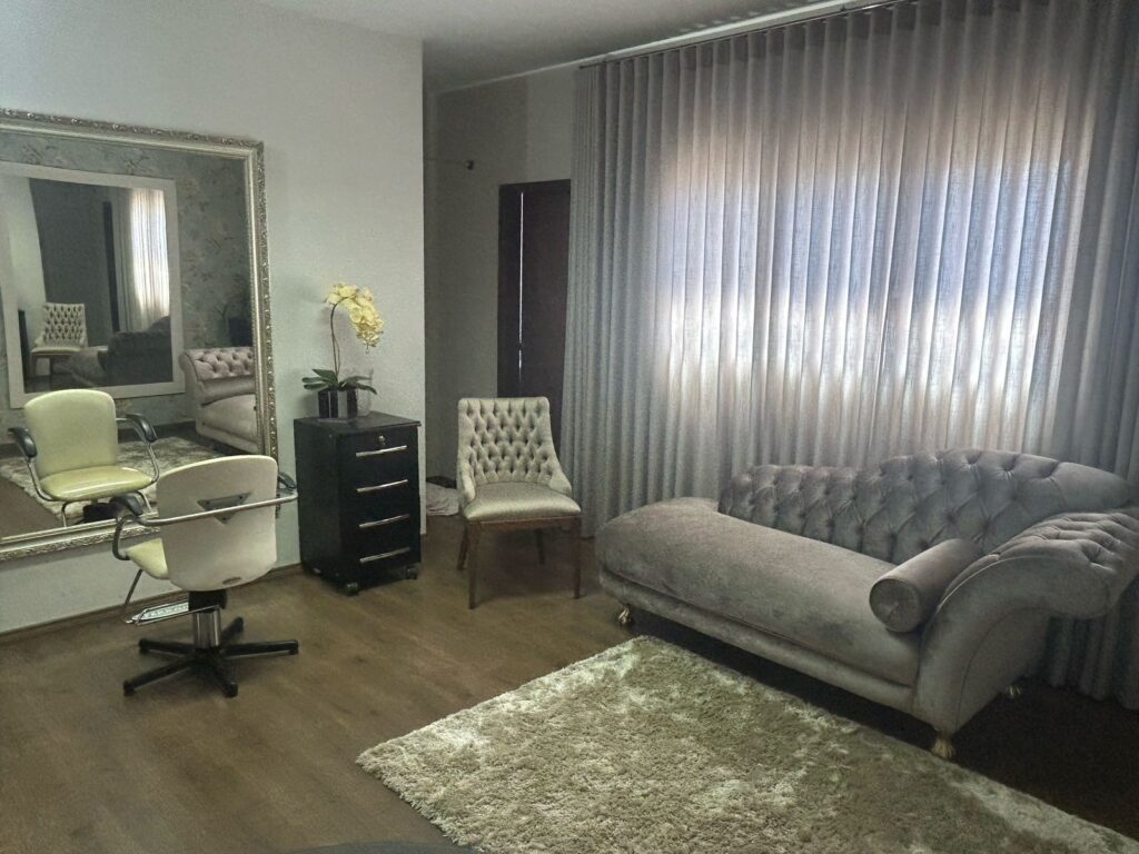 Espaço – Mazé Centro de Beleza, Jardim Bongiovani, Pres. Prudente - SP – foto 2